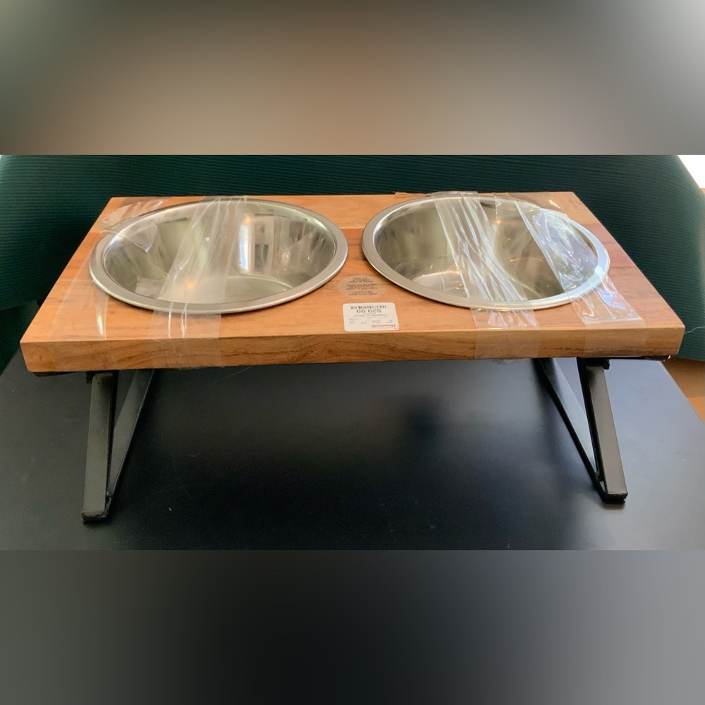 Elevated Pet Bowl